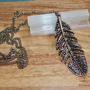 Silver Tone Necklace Feather Pendant 34" Long Chain & 3.5" Pendant